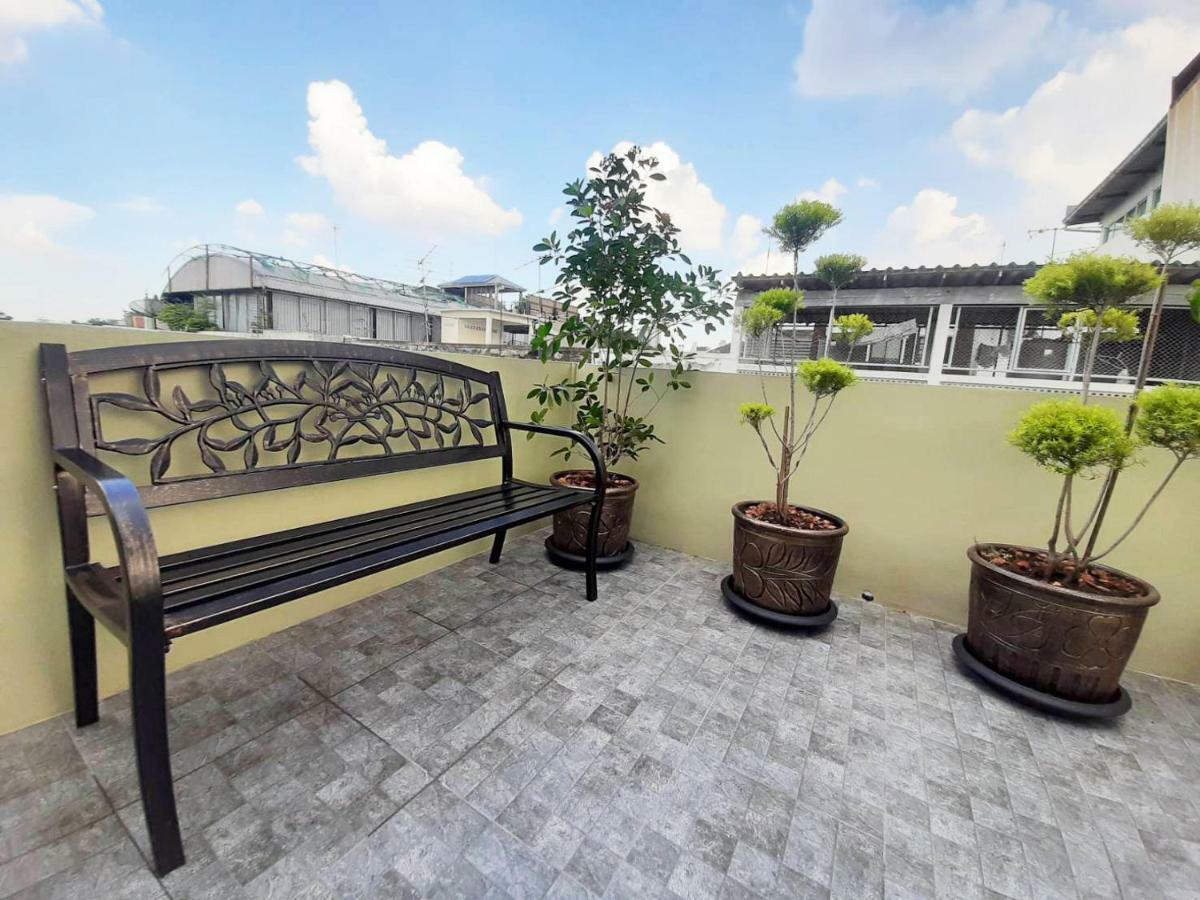 Chaiwat Guesthouse Bangkok Zewnętrze zdjęcie